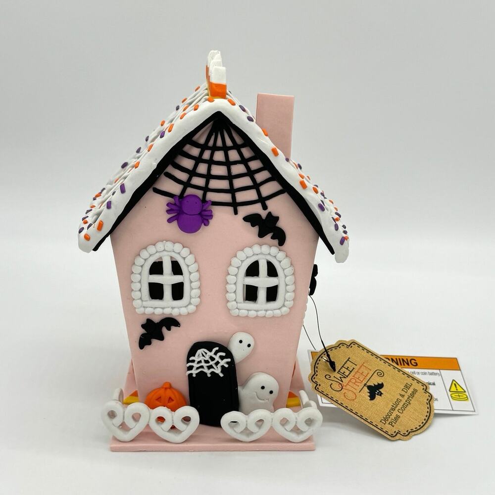 Sweet Street Pink LED Light Up Halloween Haunted House With Ghosts Claydough NEW